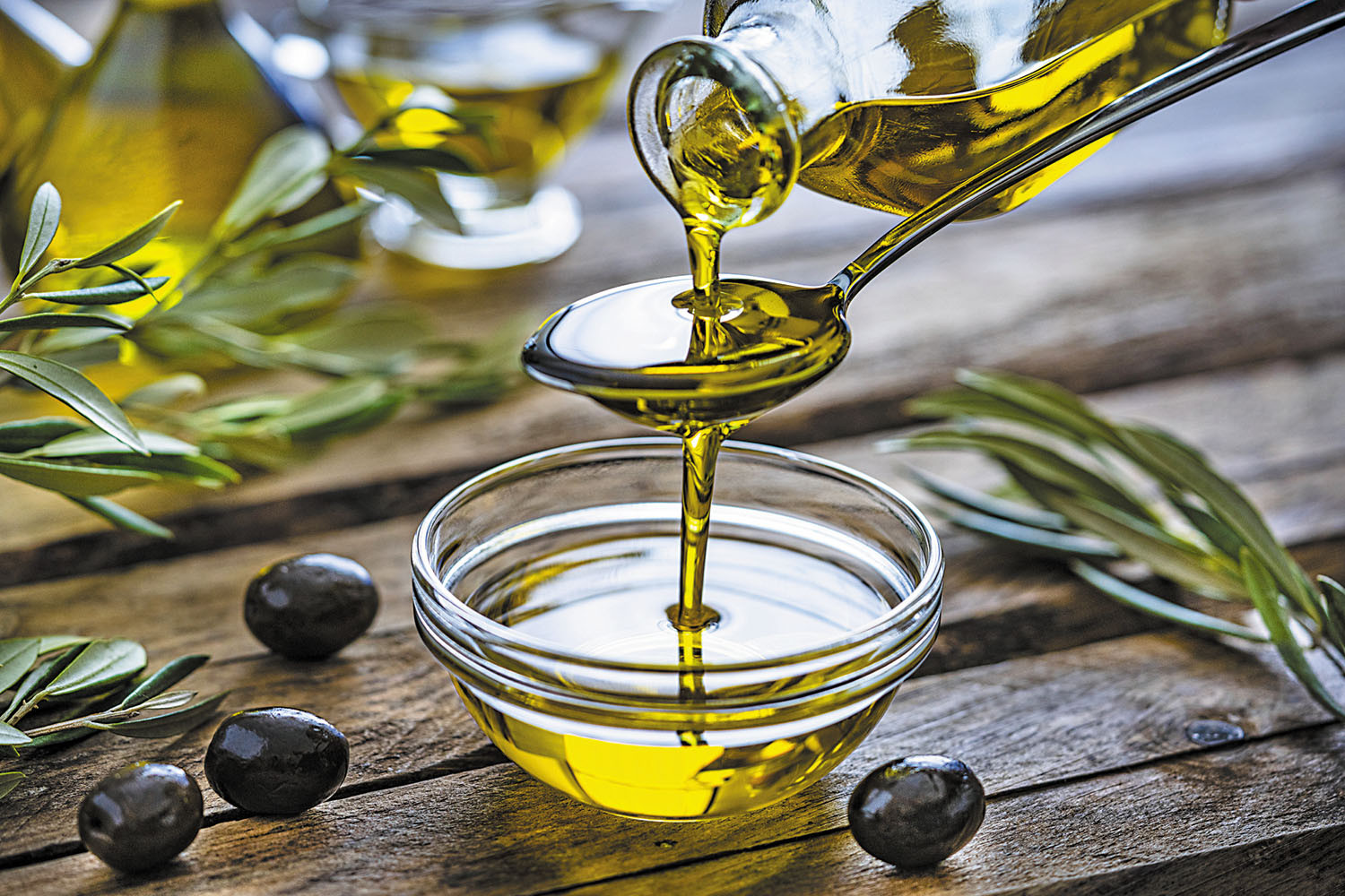 Just a half-tablespoon of olive oil a day may help the heart - Harvard  Health